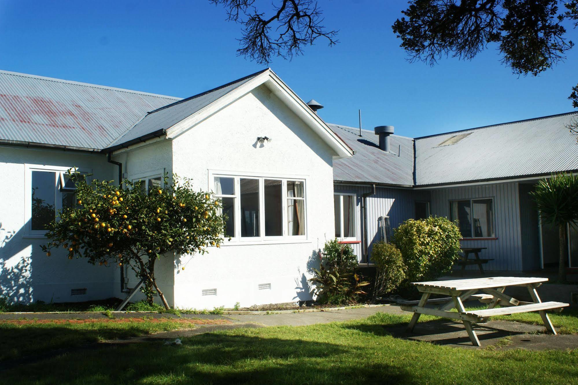 42B College House Hostel Whanganui Exterior foto