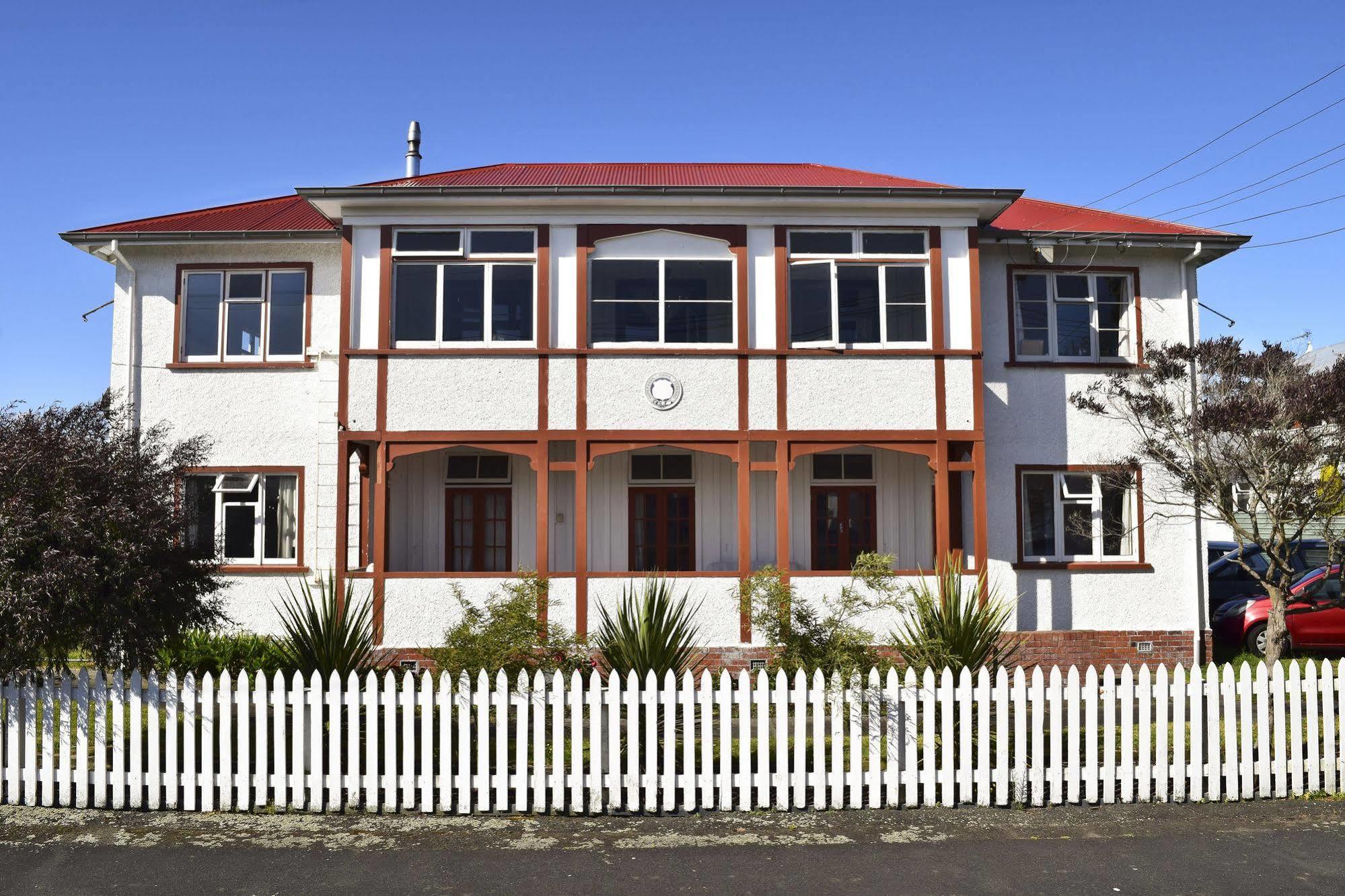 42B College House Hostel Whanganui Exterior foto
